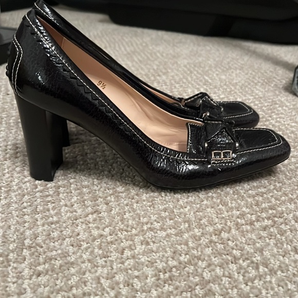 Tod’s Patent Black Leather Heels - 9.5 - Picture 2 of 5